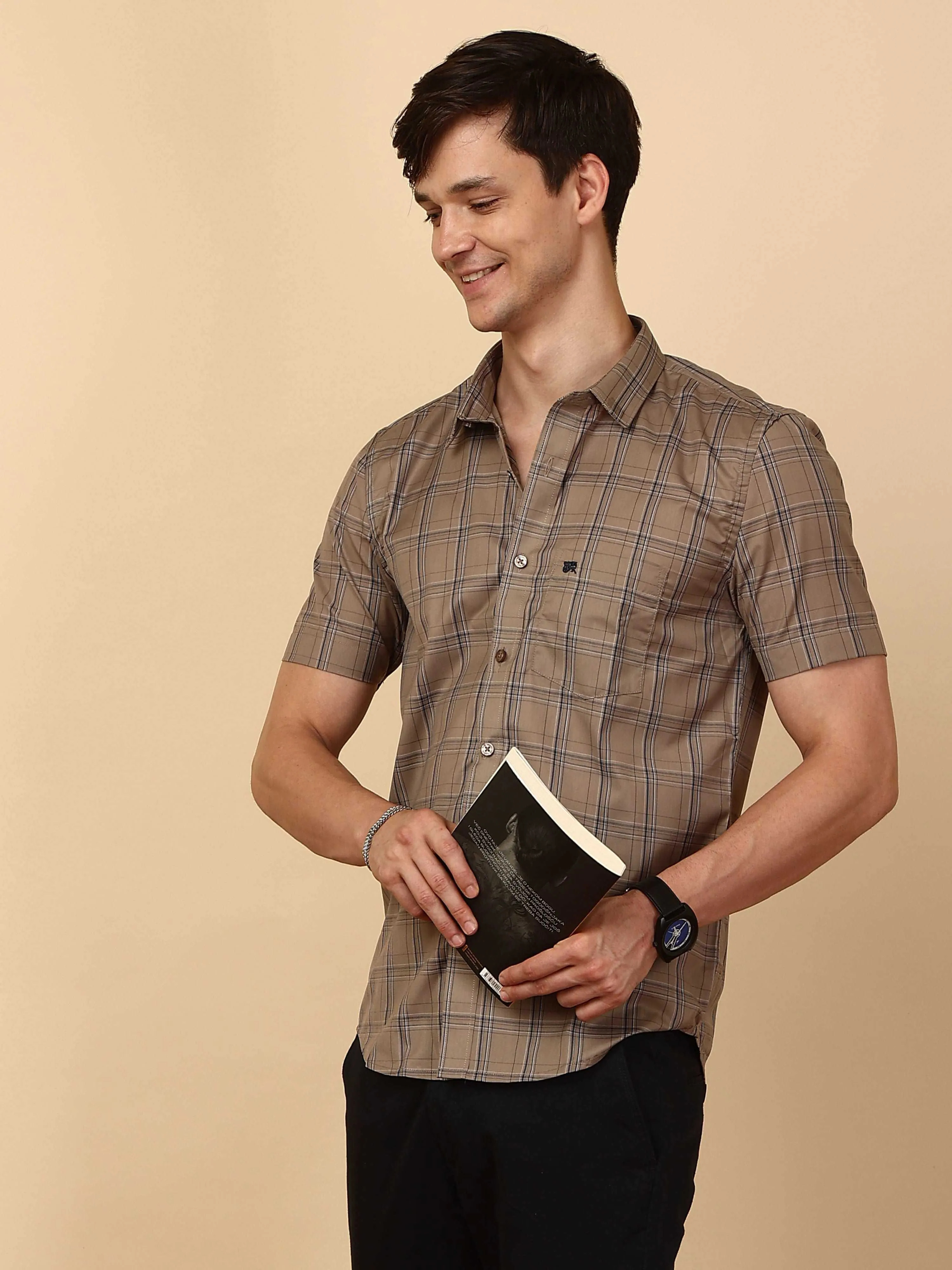 Beige casual check half sleeve shirt