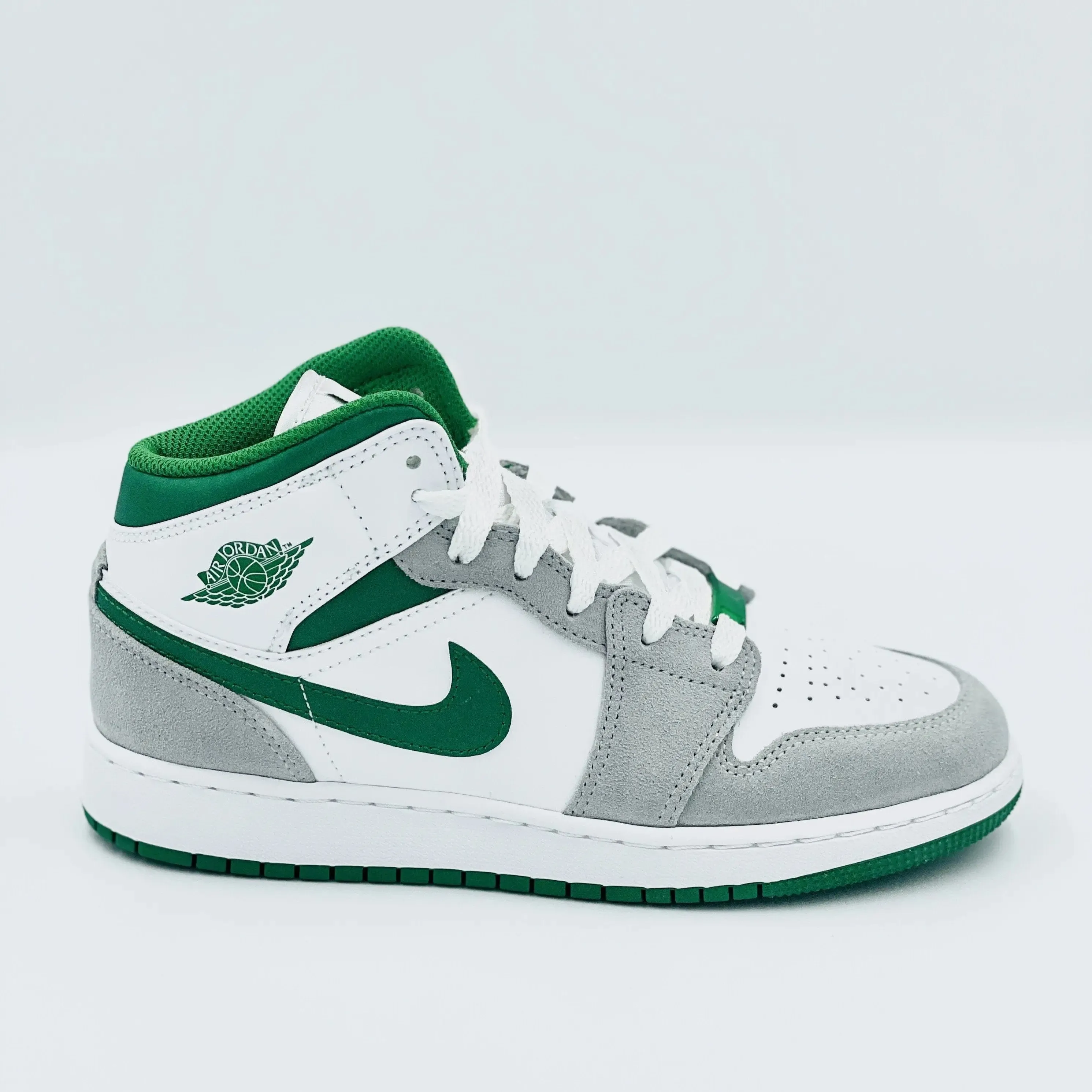 Jordan 1 Mid White Pine Green Smoke Grey