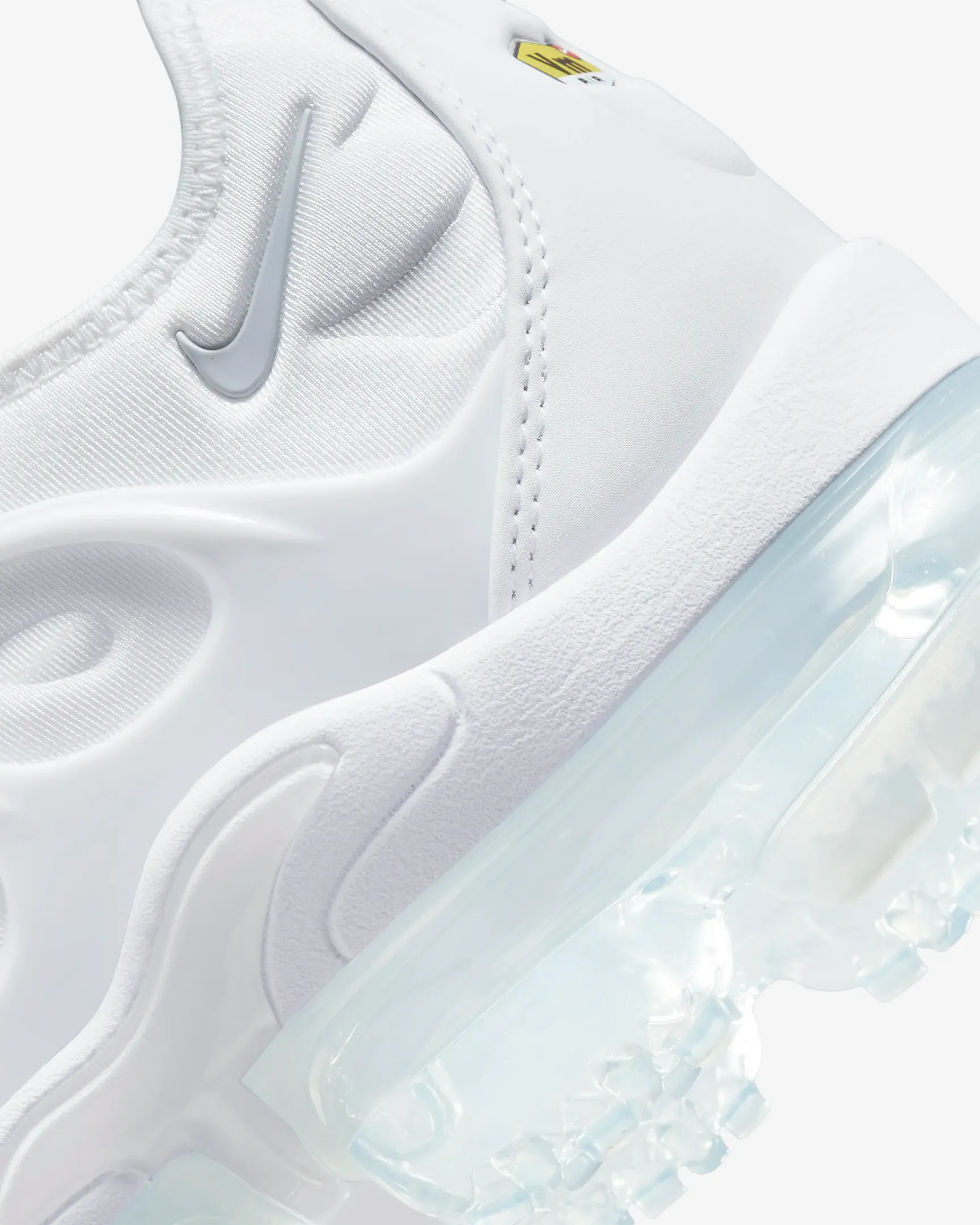 Nike Men's Air VaporMax Plus Shoes - White / Pure Platinum